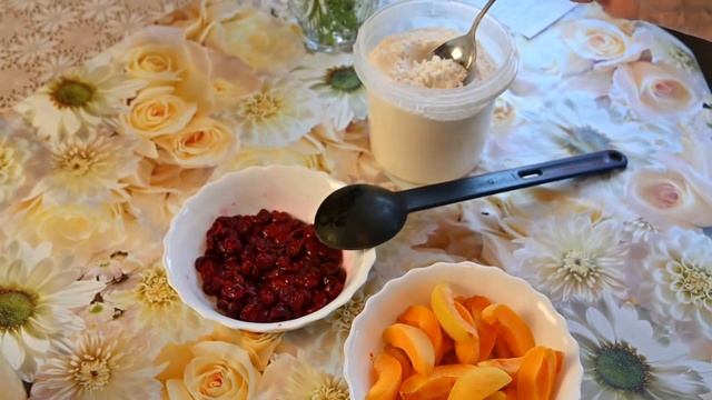 Обалденная вкуснятина к Чаю за 10 минут! Нежный пирог с вишней и абрикосами от Мамины рецепты!
