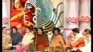 Рага Малкаунс (для Войда). Исполняет Арун Апте в присутствии Шри Матаджи.