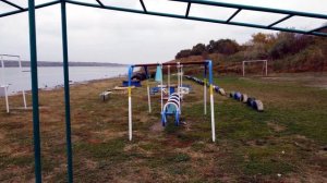 Новая-Дофиновка, село у Черного моря)