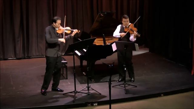 Wolfgang A. Mozart. DUO in B Flat KV 424 III. Andante grazioso