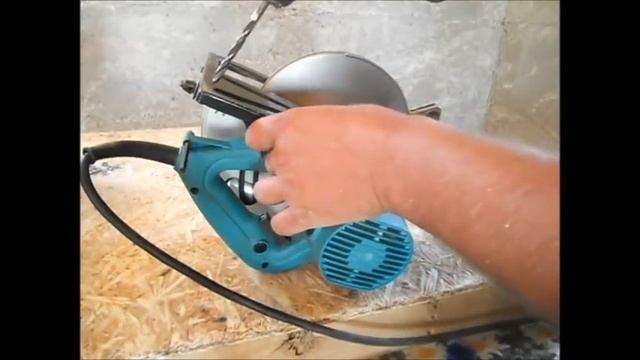 Стационарная циркулярка из ручной циркулярной пилы/Stationary Circular