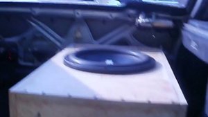 Сандаль в багажнике Sundown audio SA-12 .(начало )