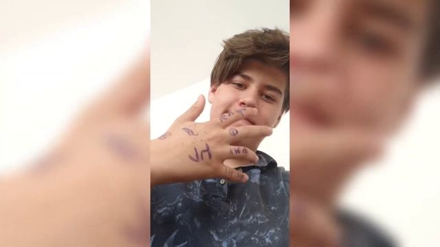 KIRILLMAY Показывает Новые Татуировки смотреть онлайн