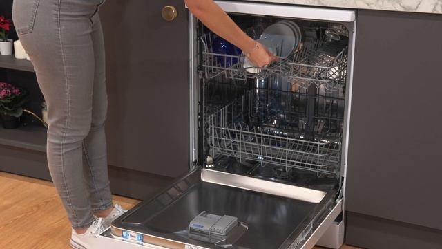 BEKO LAVAVAJILLAS BDFN15430W - Color blanco o inox (BDFN15430X), 14 servicios y Clase D. смотреть онлайн