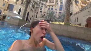 Что мы ДЕЛАЕМ под ВОДОЙ?  Миланины трюки!! Поездка в город Что нас РАССТРОИЛО??