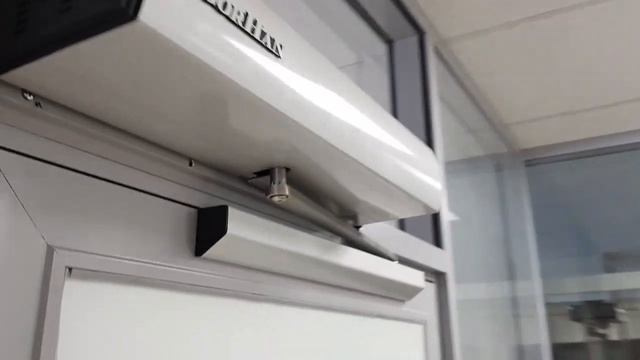 Простой привод для двери смотреть онлайн