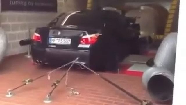 Бмв м5 е 60.Тест нового выхлопа смотреть онлайн