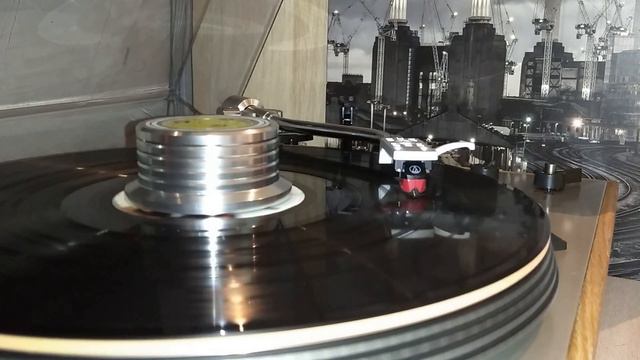Audio Technica AT VMN95Ml vs Ortofon M20E Super