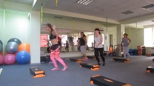 Танцевальный фитнес дома и в зале. Аэробика для похудения.