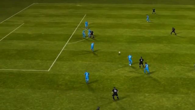 С фланга на центр FIFA 13 iPhone/iPad - Zenit vs. Juventus смотреть онлайн