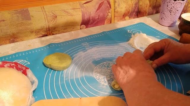 КИТАЙСКИЕ РАДУЖНЫЕ ПЕЛЬМЕНИ/КАК ПРИГОТОВИТЬ/RAINBOW Dumplings/@ВКУСНАЯ КУХНЯ. АЛЛА КОРБУТ смотреть онлайн