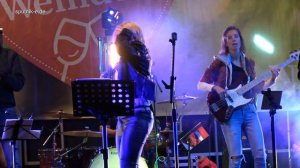 Cheri Lyn & the Cheriettes - Tina Turner - Proud Mary - Weindorf Heilbronn 2019 - Studententag