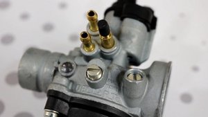DELLORTO Karburator za Peugeot skutere (17.5 mm)