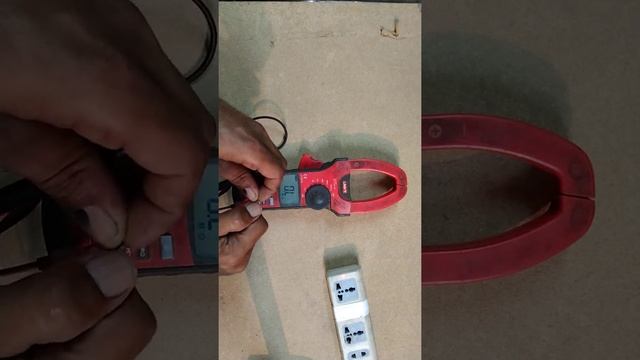 How To Use Digital Meter || Clump Meter || Ampere Meter || Volt Meter In Hindi / Urdu Model 207 смотреть онлайн