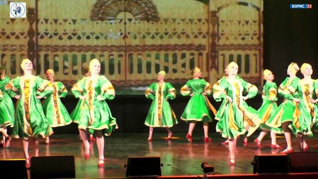 Праздничный юбилейный концерт ансамбля танца "Россияне". Танец "Воротца". 06.04.2024 год. смотреть онлайн