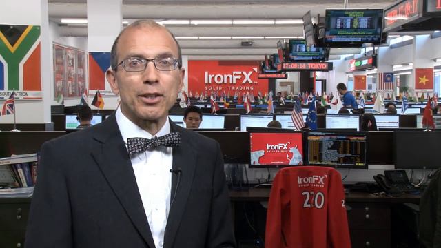 EUR fall vs falling USD suggests rethink of ECB смотреть онлайн