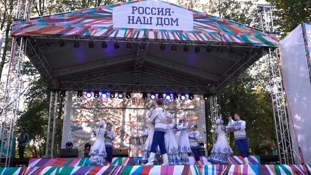 ЗКНТ АТ Фейерверк - Гжель.  III этнокультурный фестиваль Лен. области.