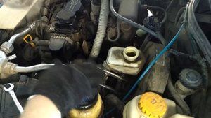 Прокачка тормозов на автомобиле Деу Нексия