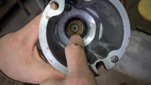 Ремонт и принцип работы Вибрационного насоса #бурение #скважина #буровоедело