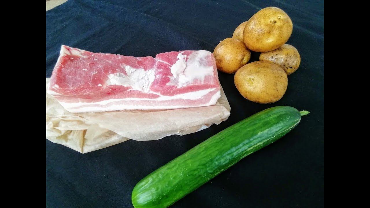 Заверните картофель в грудинку и получите вкуснейшие рулетики (бонусом рецепт немецкого салата)