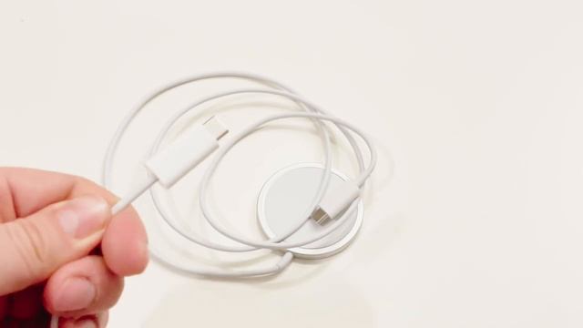 MagSafe Charger for iPhone 12, 13 Pro Max. Unboxing and Test. (Replica with Original Animation) смотреть онлайн