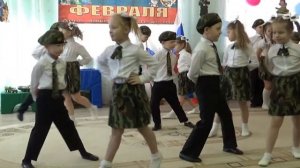 "Пограничницы" - танец в детском саду