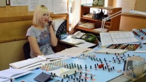 Как переводятся стрелки на железной дороге? Кто ими управляет?