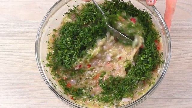 Очень нежная запеканка из кабачков и куриного фарша.