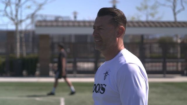 Kicking Into College - EP 40 смотреть онлайн