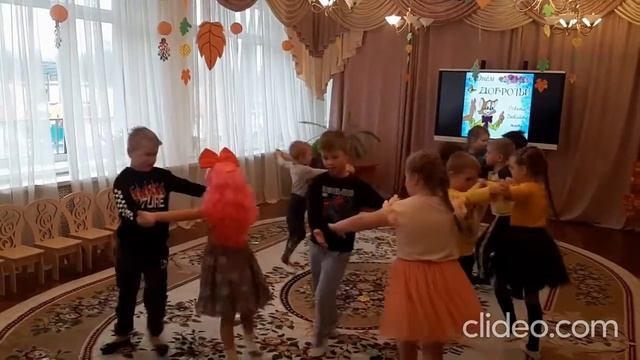 Музыкально-познавательное мероприятие логопедической группы Говорушки: "День добра". смотреть онлайн