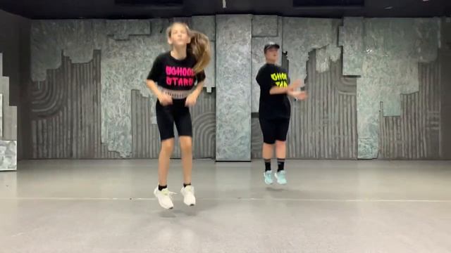 Шаффл/shuffle - девочки очень круто танцуют смотреть онлайн