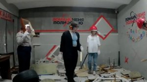 День Рождения в комнате ярости - это весело и запомнится на всю жизнь ?