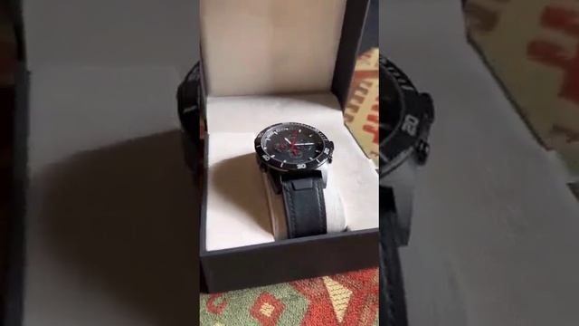 Полноценный смарт ключ в виде наручных часов
