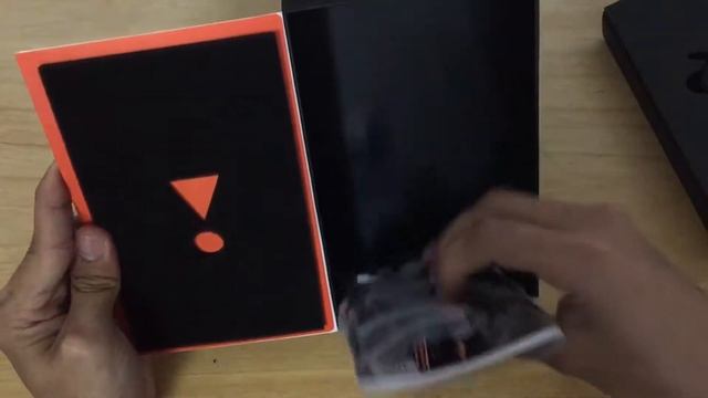 JBL Everest Bluetooth Wireless earbuds смотреть онлайн