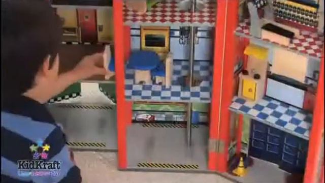 Дасти_пожарный_игрушка_-_Пожарно-спасательная_станция_Кидкрафт смотреть онлайн