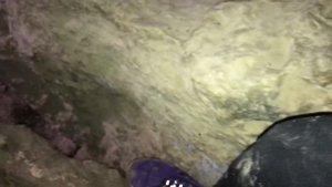 УБЛОЖИЩЕ #6 УЗКИЕ ЩЕЛИ В МОКРЫХ ПЕЩЕРАХ