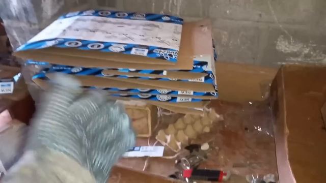 Накопил 900 кг. картона и немного ещё... смотреть онлайн