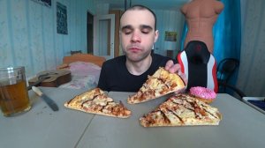МУКБАНГ ПИЦЦА БАРБЕКЮ / PIZZA BBQ BARBECUE / ПОНЧИК НА ДЕСЕРТ / DONUT / EATING Mukbang ASMR АСМР