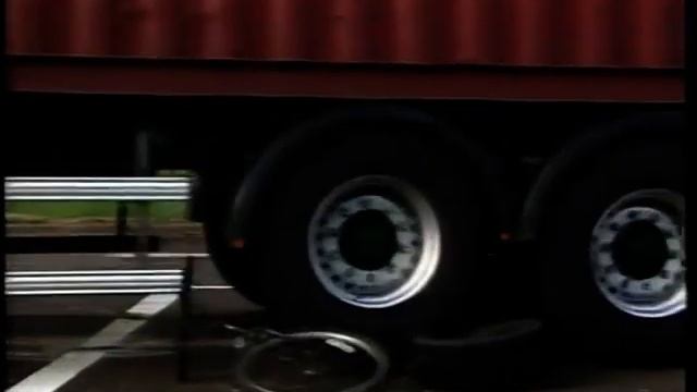 ITV Police Camera Action 11-54 Monster Trucks (8 Oct 2007) смотреть онлайн