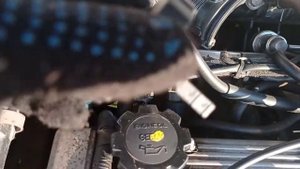 Джили СК 1 долив масла в ГРМ