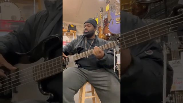 Squier Contemporary Active Precision Bass PH V @fender #pbass
