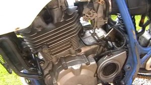 1990 Suzuki DR250S, nasty engine noises