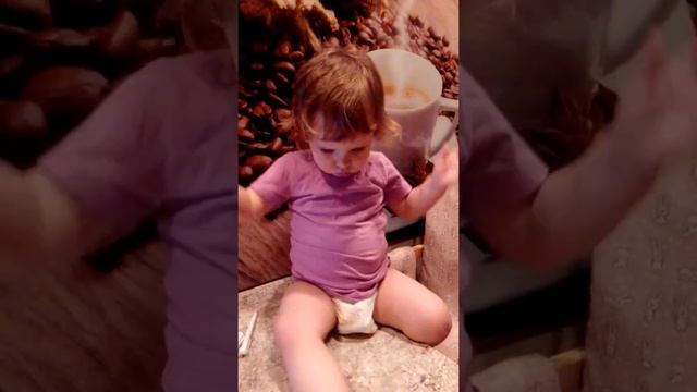 Болтушка-говорушка (1,5) смотреть онлайн