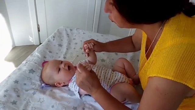 Мама сама. Гимнастика для детей с 3-4,5 месяцев. #мамасама #счастливыйребёнок