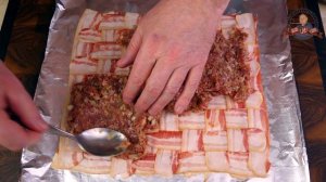 «ФАЛЬШИВАЯ УТКА» СТОЛИЧНАЯ. Рецепт Мясного рулета в беконе с яично-сырной начинкой к Празднику.