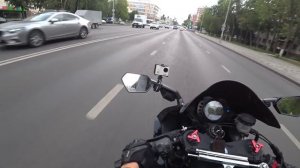 Выскочил пешеход... ШАШКИ ПО ГОРОДУ НА МОТОЦИКЛЕ kawasaki! #шашки #мото