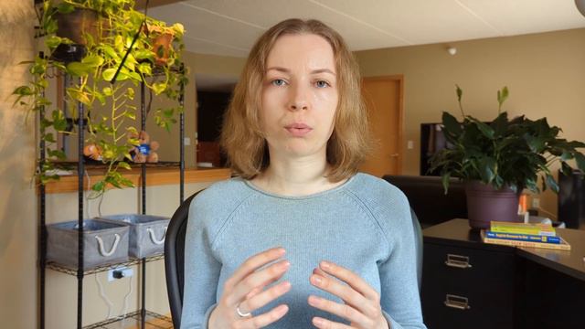 Разница между come back и go back.