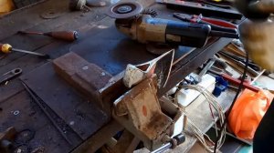 Выброшенные советские топоры. Сделано в СССР