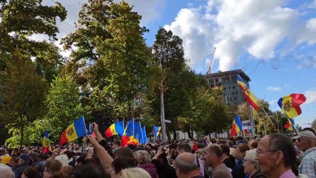 Молдавию готовят к войне или к массовым беспорядкам