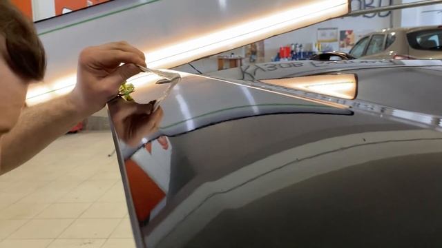 Снег на дверь упал??♂️?Ремонт вмятины без покраски ? смотреть онлайн